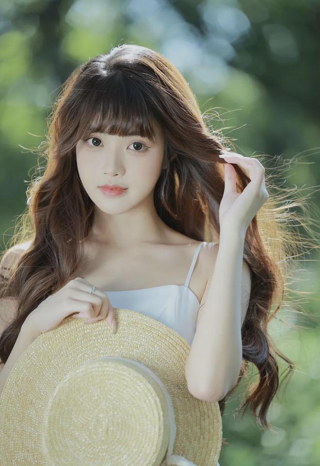 女班长扒开裤子给我捅