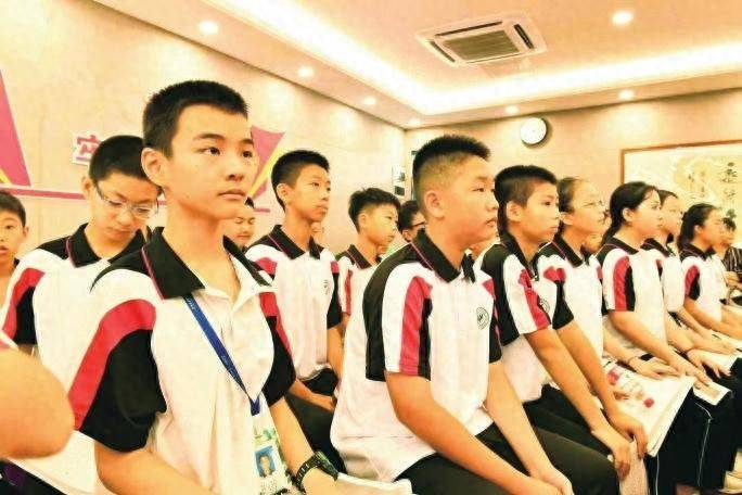 深圳耀华实验学校少科